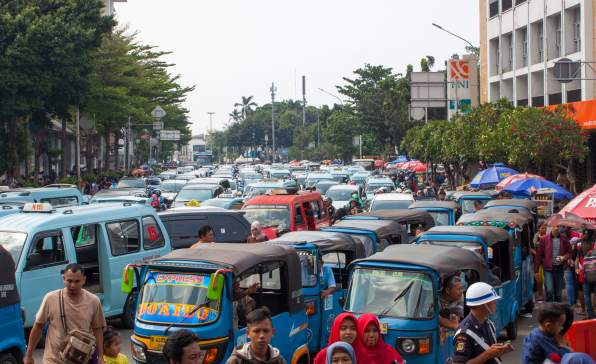 [이슈트렌드] 인도네시아, 수도권 교통 혼잡 및 대기오염 해결 방안으로 역세권 통합 개발에 나서