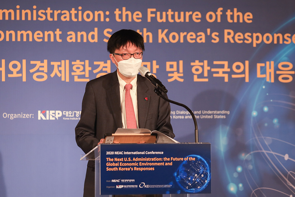 美 신정부 출범 이후 대외환경 전망 및 한국의 대응방안 논의 사진4