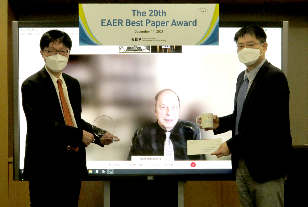 The 20th EAER Best Paper Award 1